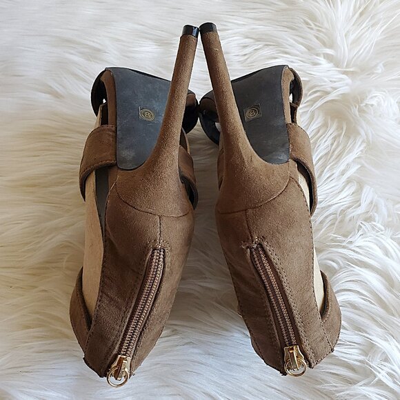 Charlotte Russe Janelle Women's Browne Caged Suede Sandal SZ 8 - Picture 7 of 14